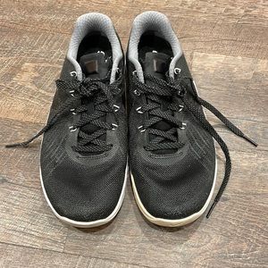 Nike Women’s Metcon 3 Black White Weight Lifting Workout Shoes